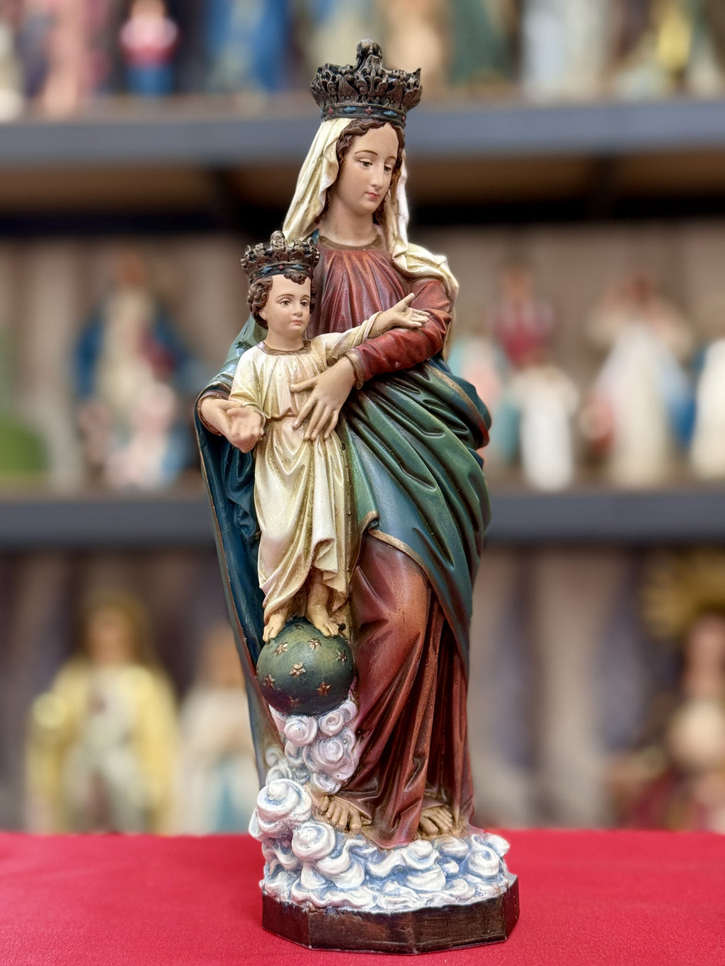 Hand-painted Virgin Mary and Child Jesus statue with crowns for Catholic home altar